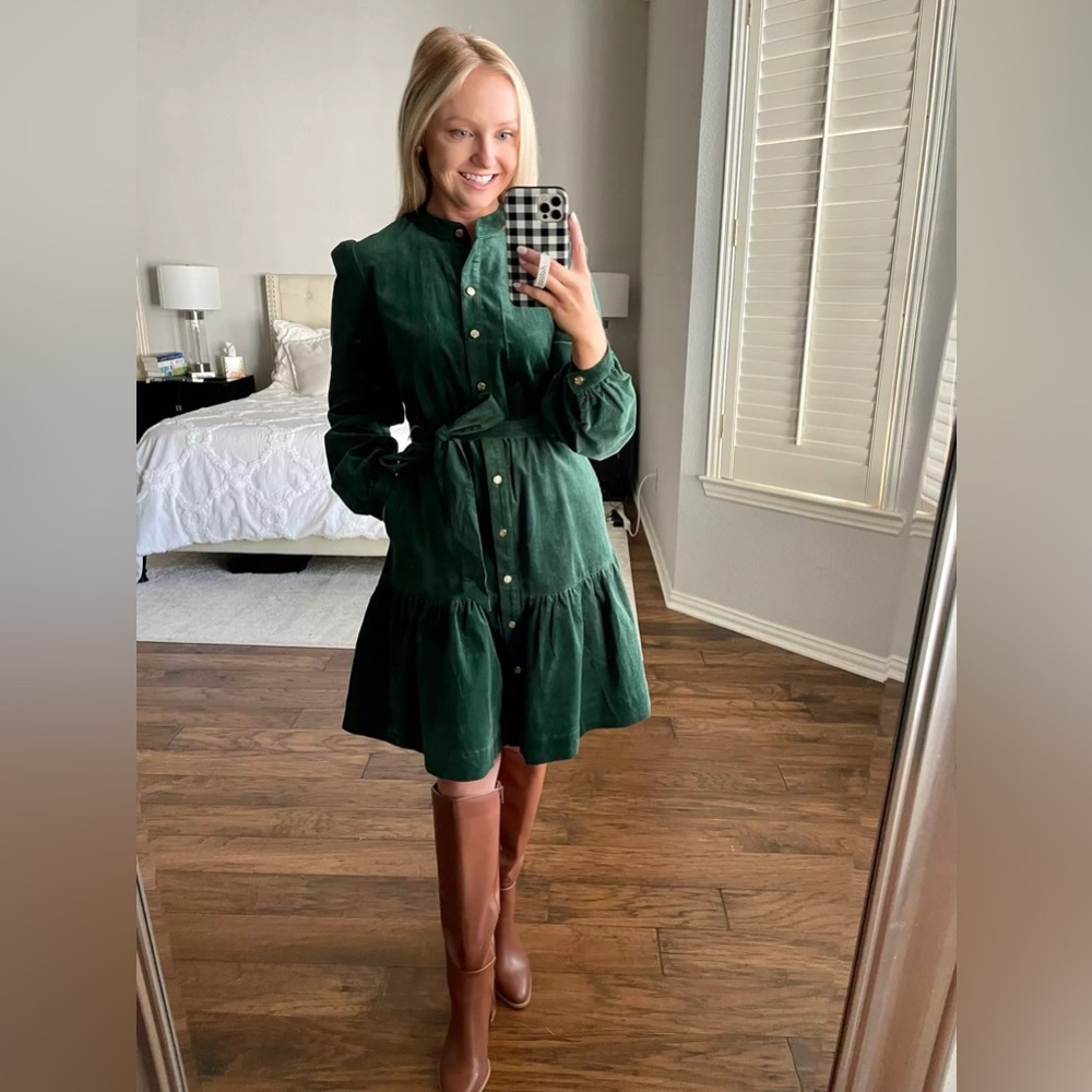 👗 EUC Draper James RSVP Dark Green Corduroy Velvet Ruffled Mini Shirtdress S